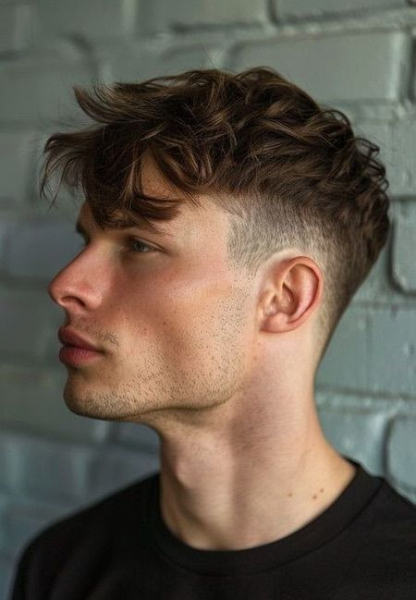 Текстурированные прически для мужчин: модные тенденции 2025 года