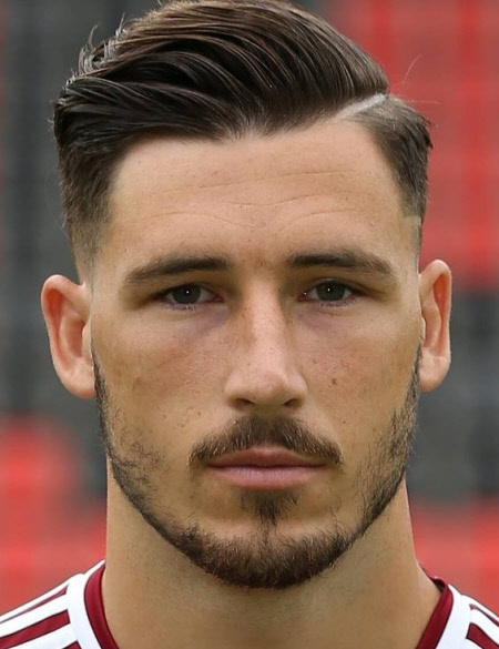 Три самые популярные прически среди молодёжи. Тренды 2025 года