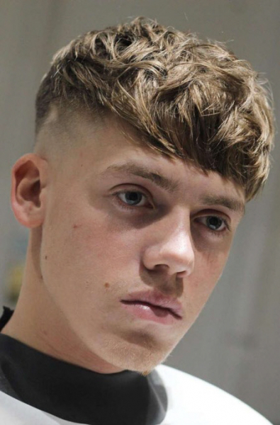 Три самые популярные прически среди молодёжи. Тренды 2025 года