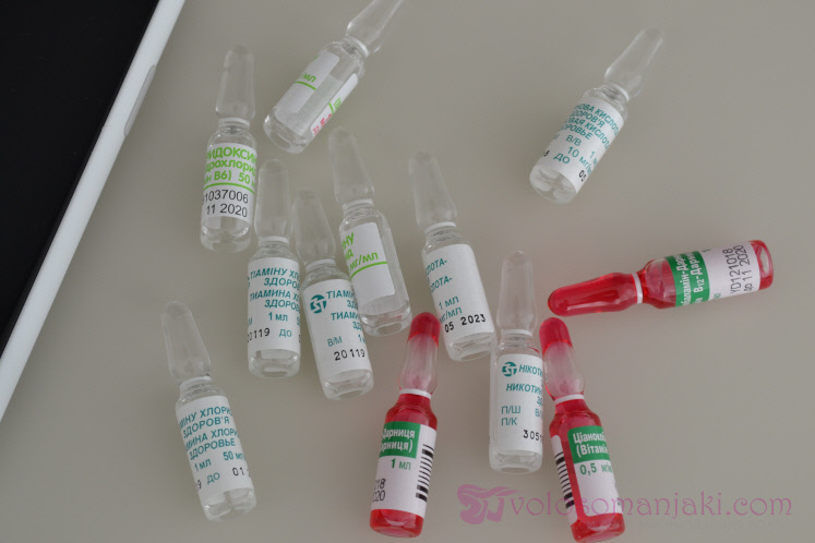 Витамины группы В в ампулах для ухода за волосами. Способ применения и рецептура