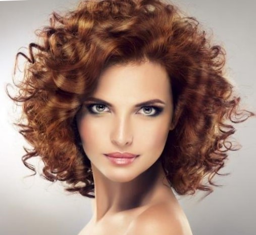 Длинные, средние и короткие прически для женщин 2022 года